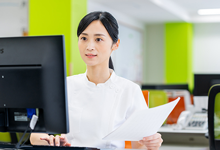 レセプト業務を行う事務長補佐