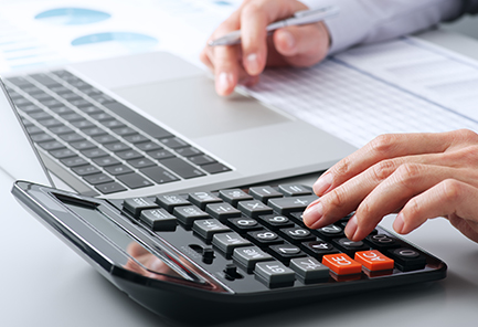 会計・経理・予算管理を行う事務長補佐