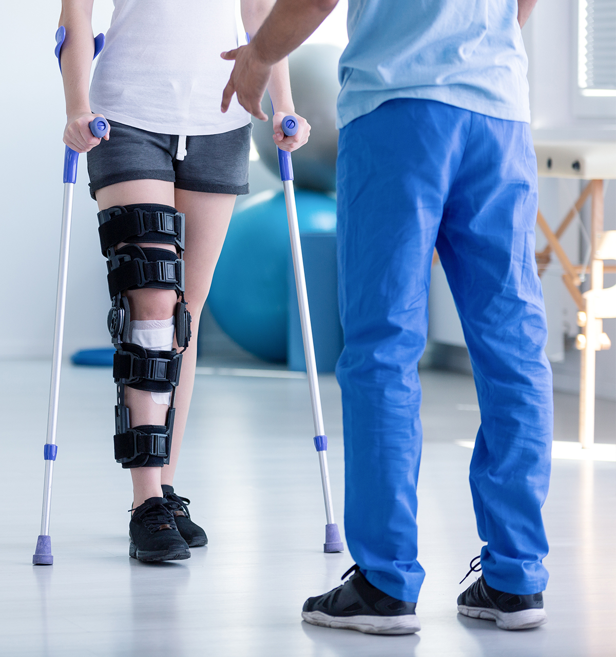 蕨駅前整形外科のリハビリ風景2